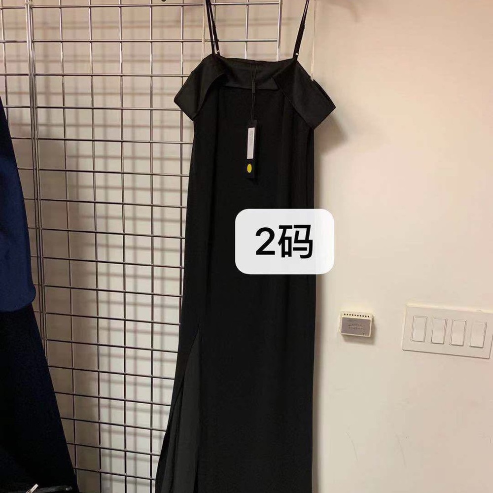 halston black dress